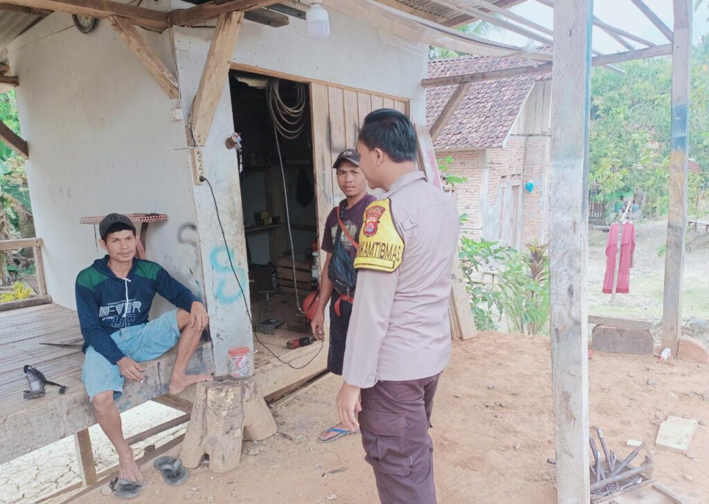 Bhabinkamtibmas Polsek Cibaliung Laksanakan Sambang Kepada Warga Binaan 1 WhatsApp Image 2023 08 26 at 14.30.09