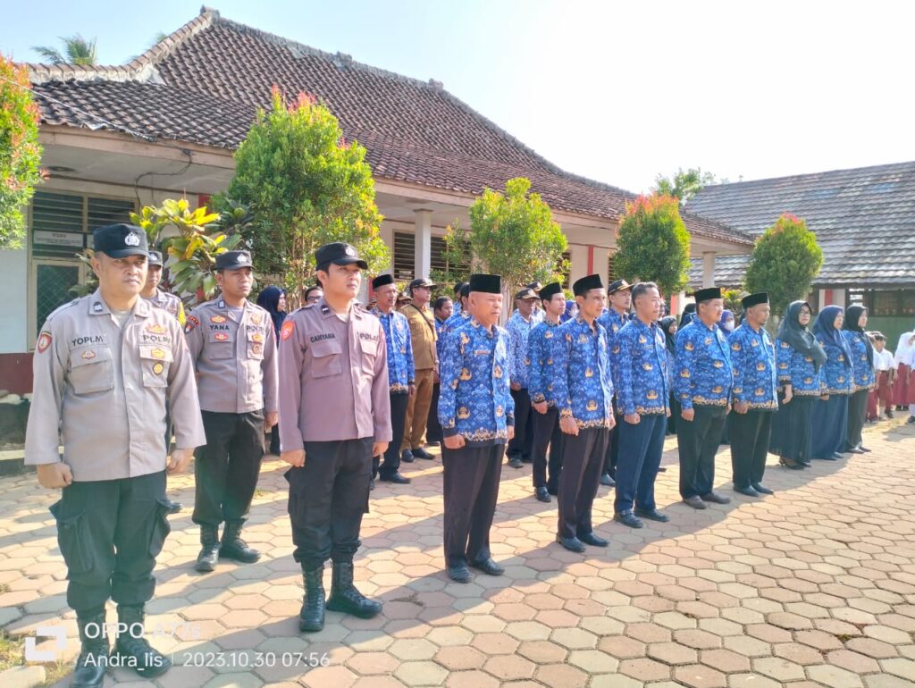 Polsek Cigeulis Peringati Hari Sumpah Pemuda Ke-95 di Kecamatan Cigeulis "Bersama Majukan Indonesia" 2 WhatsApp Image 2023 10 30 at 11.08.55
