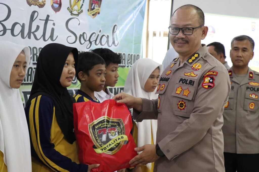 Sespimma Polri Angkatan ke-70 TA.2023 Gelar Bakti Sosial di Polres Pandeglang 9 WhatsApp Image 2023 11 01 at 11.39.28