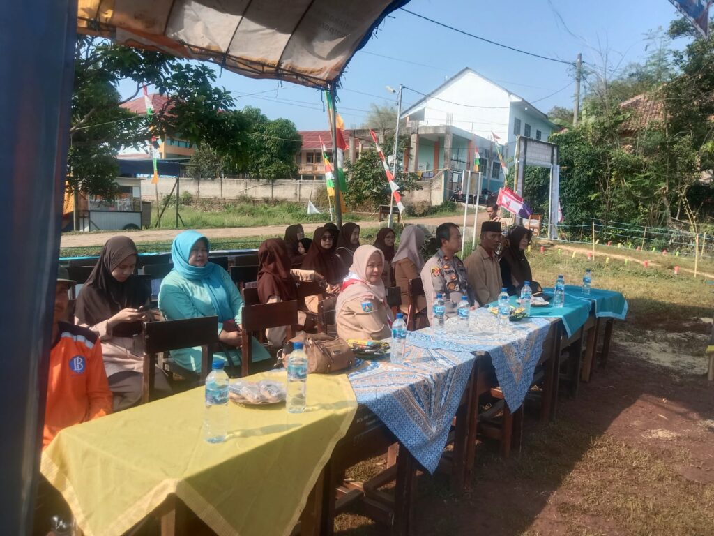 Polsek Cimanuk Gelar Orientasi Tamu Ambalan Tingkat MI, MTs, MA Syeh Mansyur 7 WhatsApp Image 2023 11 07 at 10.27.35