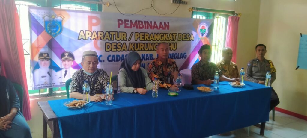 Bhabinkamtibmas Polsek Cadasari Hadiri Kegiatan Pembinaan Aparatur Desa 4 WhatsApp Image 2023 11 07 at 19.16.30