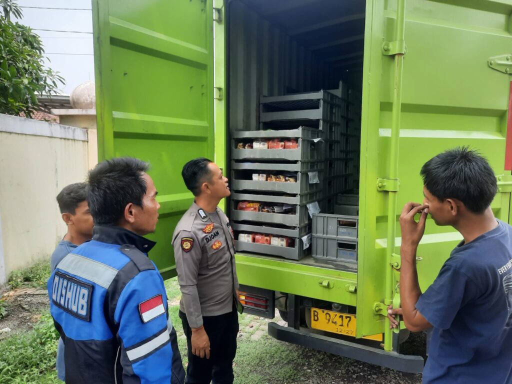 Polsek Carita Gelar Operasi Gabungan Inspeksi Keselamatan Lalu Lintas di Terminal Carita 5 WhatsApp Image 2023 11 07 at 19.17.48