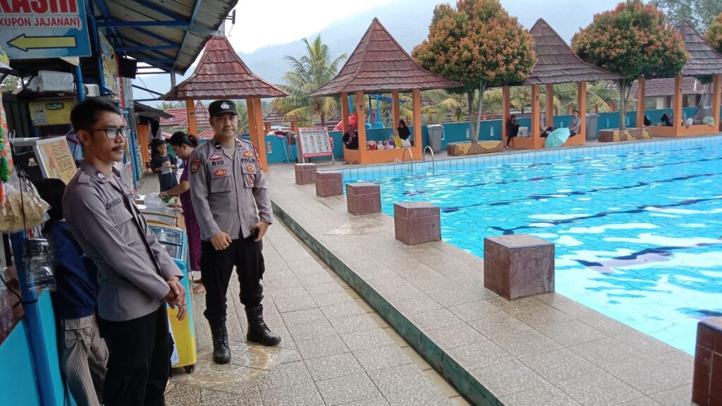 Polsek Mandalawangi Gencar Lakukan Pengamanan dan Himbauan di Wisata DM Desa Kurung Kambing 4 WhatsApp Image 2023 11 12 at 17.50.03
