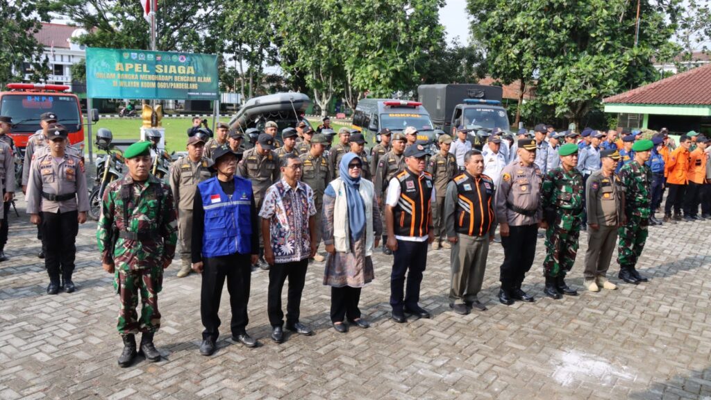 Wakapolres Pandeglang Hadiri Apel Siaga Bencana dengan Fokus pada Kesiapsiagaan Menghadapi Ancaman Bencana Alam 2 WhatsApp Image 2023 12 08 at 14.04.07
