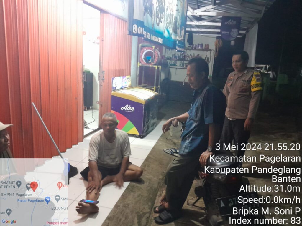 Polsek Pagelaran Melakukan Patroli Malam untuk Pencegahan Gangguan Kamtibmas dan Kejahatan Lainnya 2 WhatsApp Image 2024 05 04 at 01.03.57