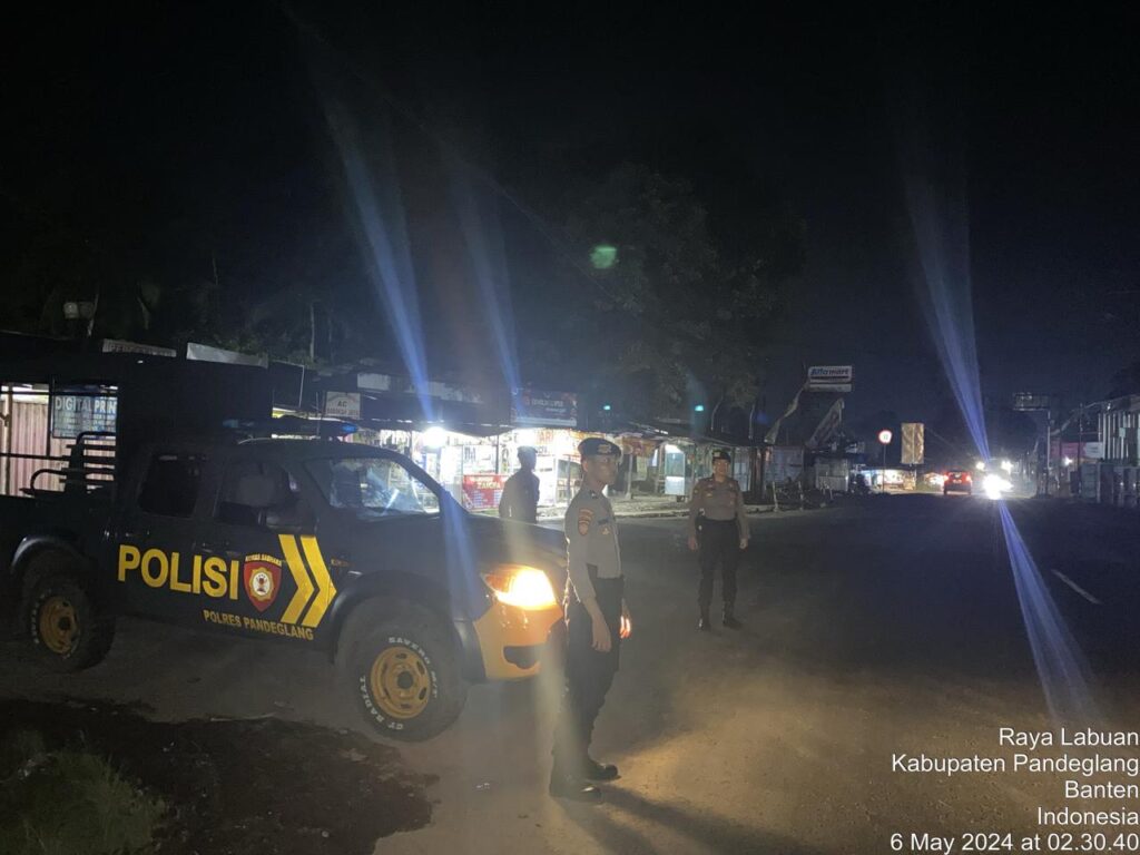 Satuan Samapta Polres Pandeglang Gelar Kegiatan Patroli Lampu Biru (Blue Light Patrol) untuk Menjamin Keamanan Malam 9 WhatsApp Image 2024 05 06 at 06.04.38