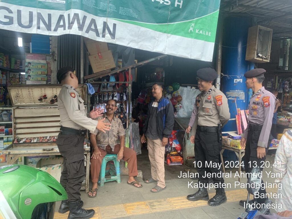 Patroli Satuan Samapta Polres Pandeglang Tingkatkan Keamanan dan Ketertiban Masyarakat 8 WhatsApp Image 2024 05 10 at 18.59.35