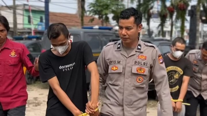 Polsek Cadasari Polres Pandeglang Tangkap Dua Pelaku Jambret 4 WhatsApp Image 2024 07 04 at 09.17.22