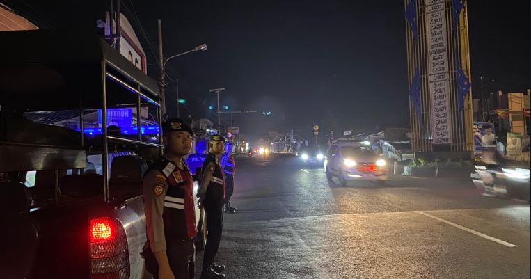 Sat Samapta Polres Pandeglang Gelar Patroli Antisipasi Aksi Balapan Liar di Cigadung 4 PC