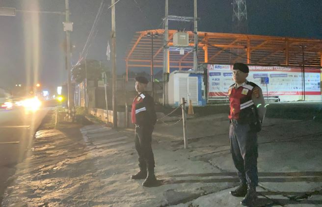 Sat Samapta Polres Pandeglang Cegah Aksi Balap Liar di Saruni Jaya dengan Patroli Malam Akhir Pekan 9 sp.4