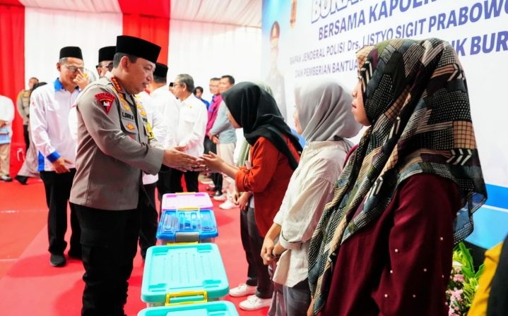 Buka Bersama Dengan Buruh, Kapolri Sampaikan Kabar Gembira 3 IMG 20250325 220941