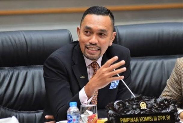 Angka Kecelakaan Turun 30 Persen, Waket Komisi III Puji Sinergi Pengamanan Mudik 2025 10 WhatsApp Image 2025 04 13 at 05.25.54
