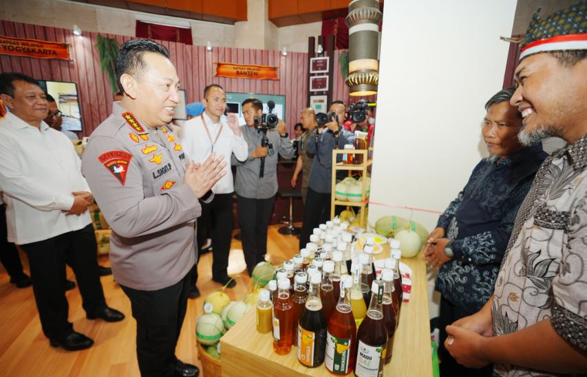 Buka Rakernis Densus 88, Kapolri Kunjungi Stan Usaha Eks Narapidana Teroris 6 poul